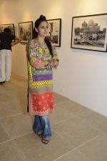 at Ragu Rai_s photo exhibition presented by Vacheron in ICIA, Mumbai on 20th Oct 2012 (50).JPG